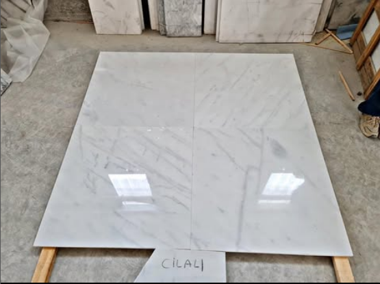 Pavimento de mármol